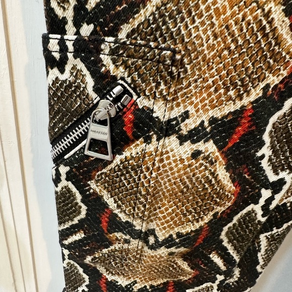Burberry Cocoa Snake Pattern Pants - Picture 4 of 5